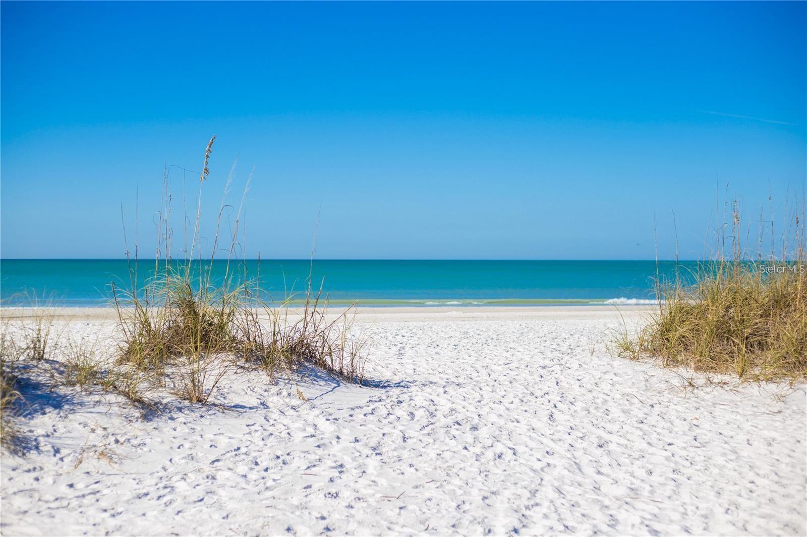 112 MAPLE AVE, ANNA MARIA, FL, 34216