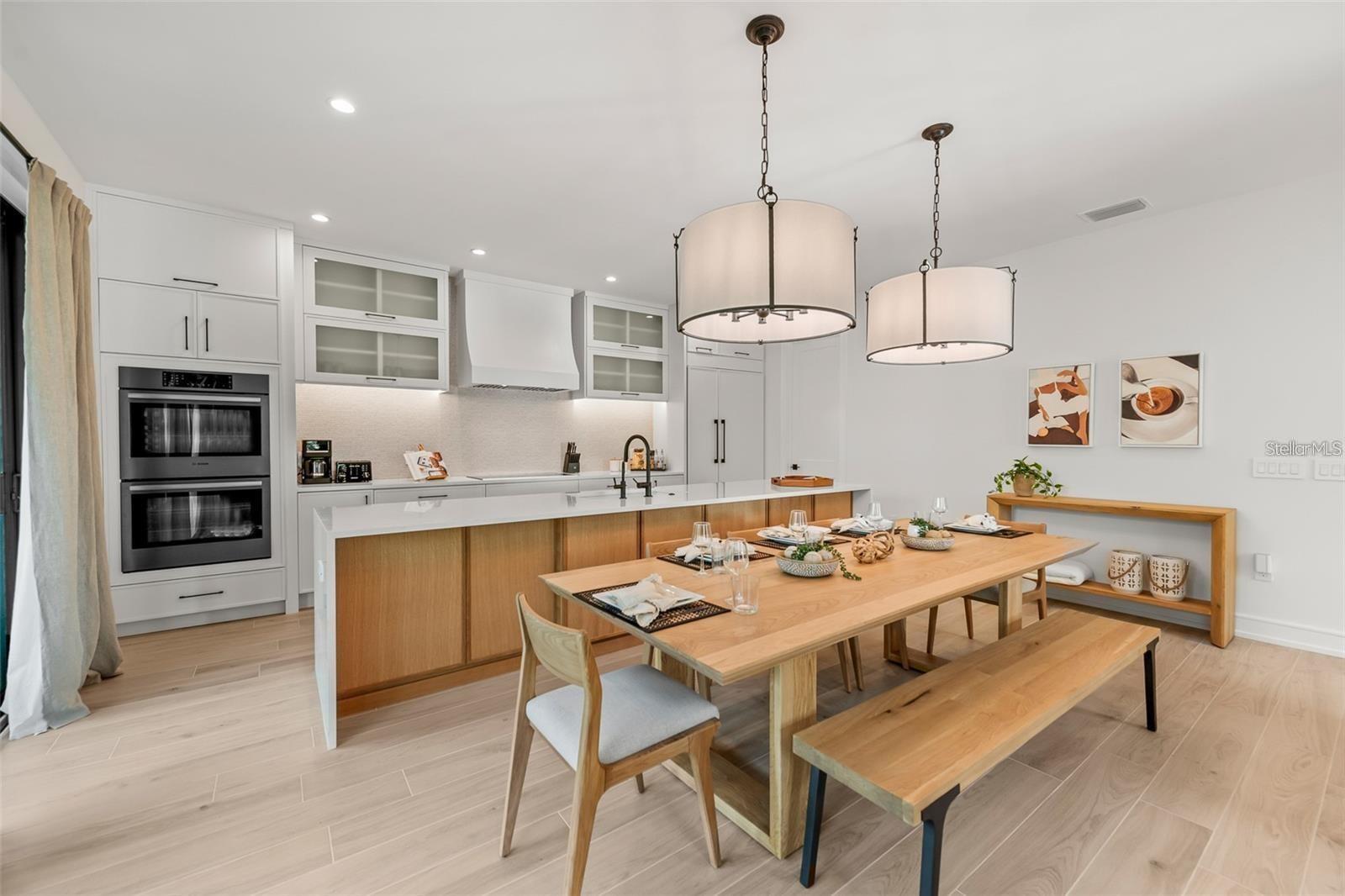 112 MAPLE AVE, ANNA MARIA, FL, 34216