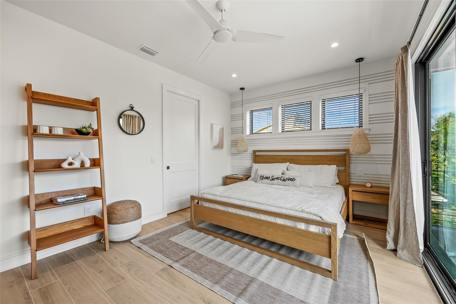 112 MAPLE AVE, ANNA MARIA, FL, 34216