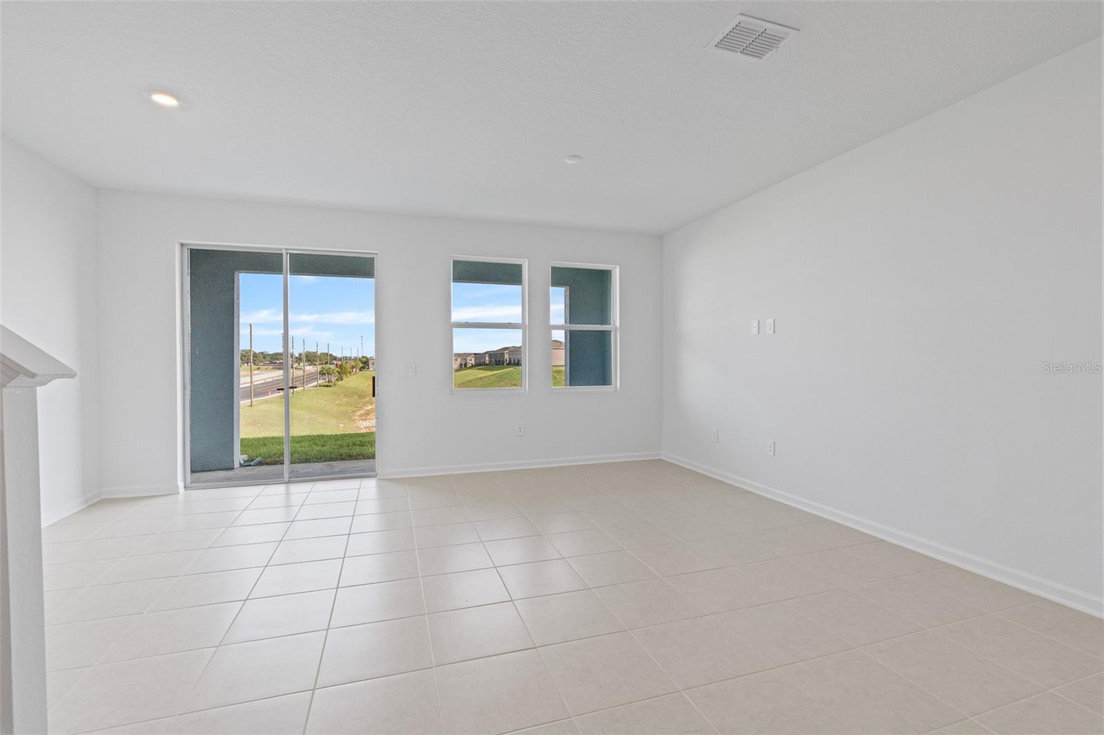 2415 BEVEL LN, DAVENPORT, FL, 33837