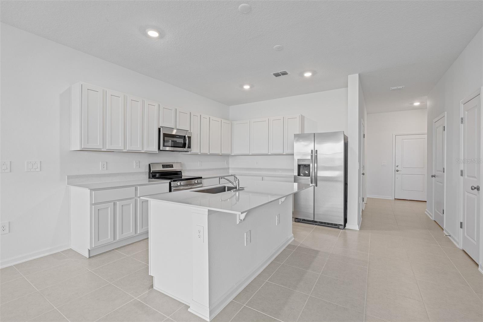 2415 BEVEL LN, DAVENPORT, FL, 33837