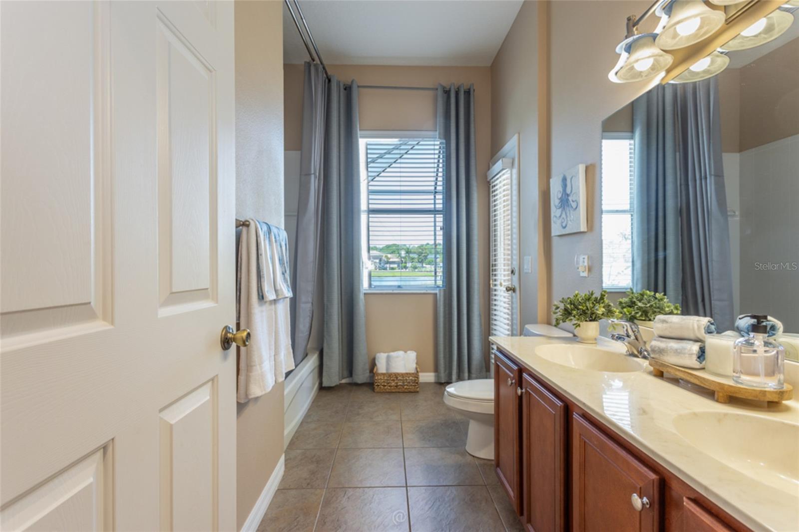 6 S LAKEWALK DR #2, PALM COAST, FL, 32137