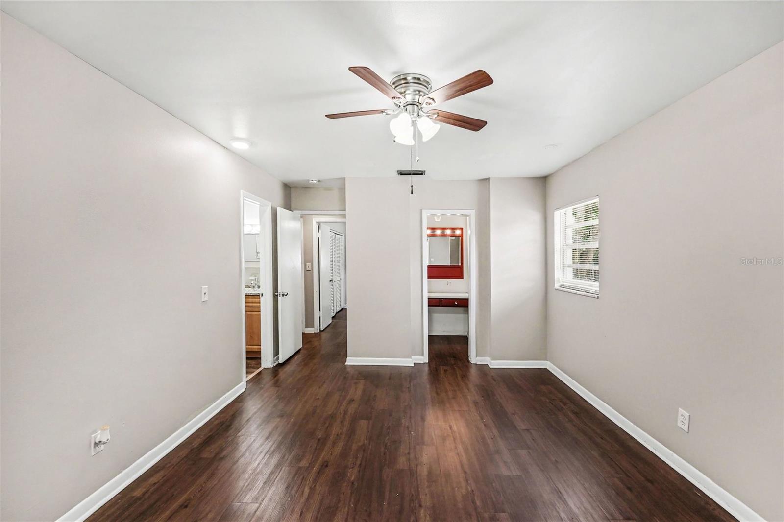14706 CARNATION DR, TAMPA, FL, 33613