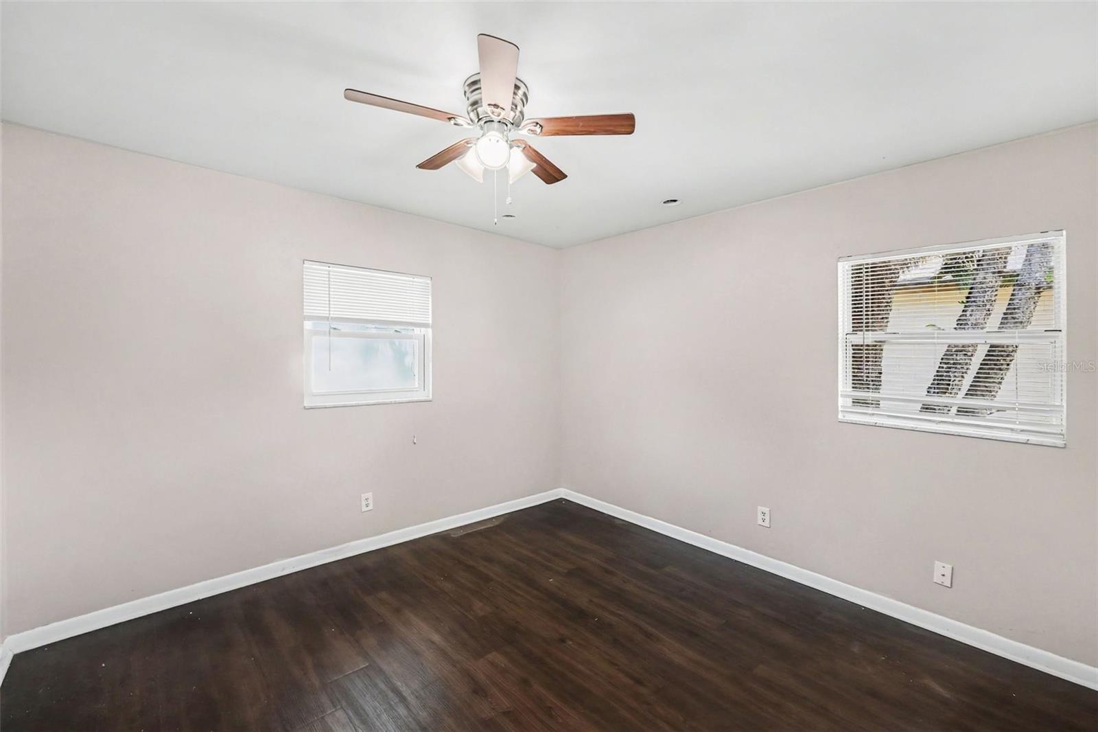 14706 CARNATION DR, TAMPA, FL, 33613