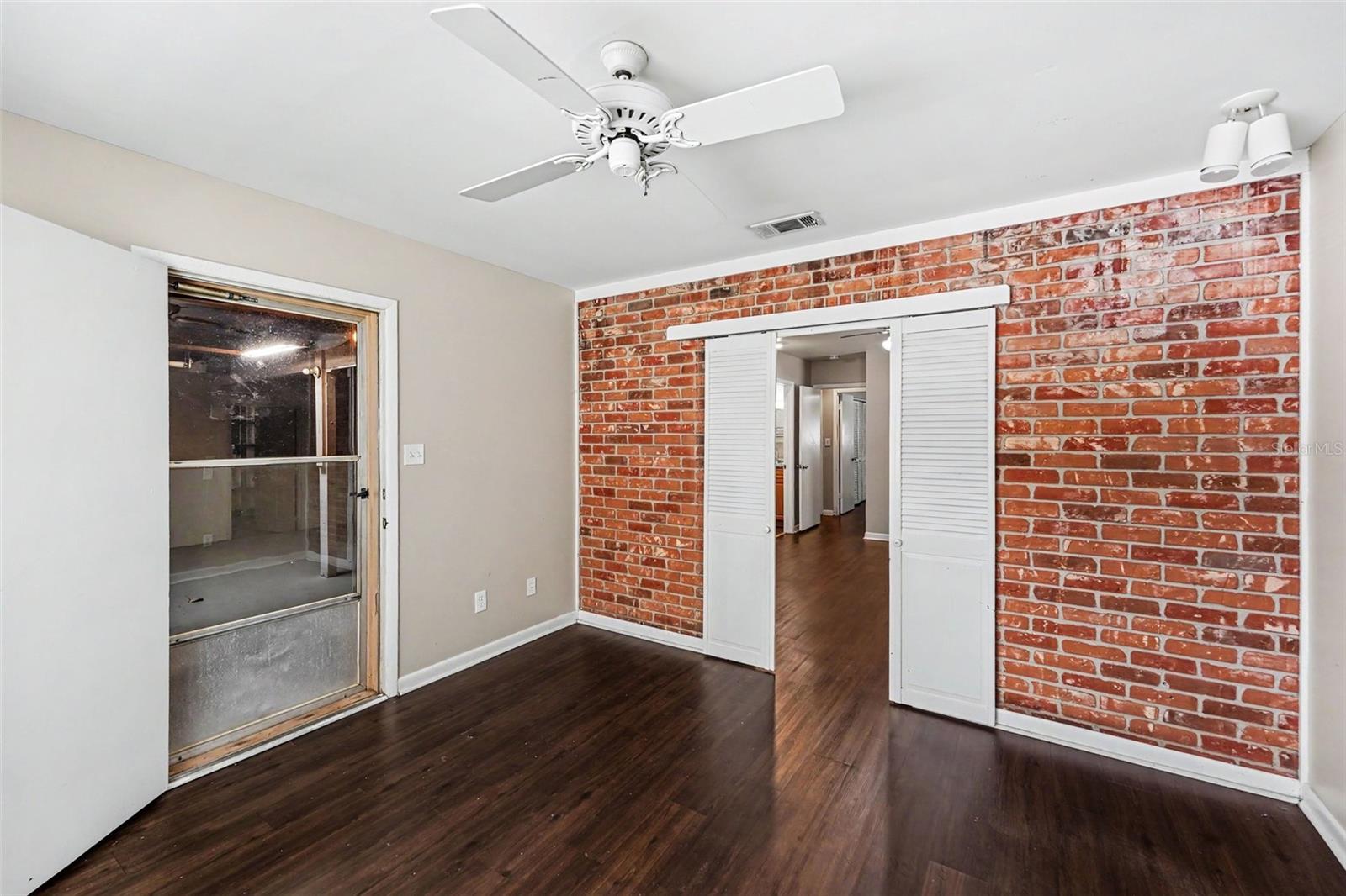 14706 CARNATION DR, TAMPA, FL, 33613