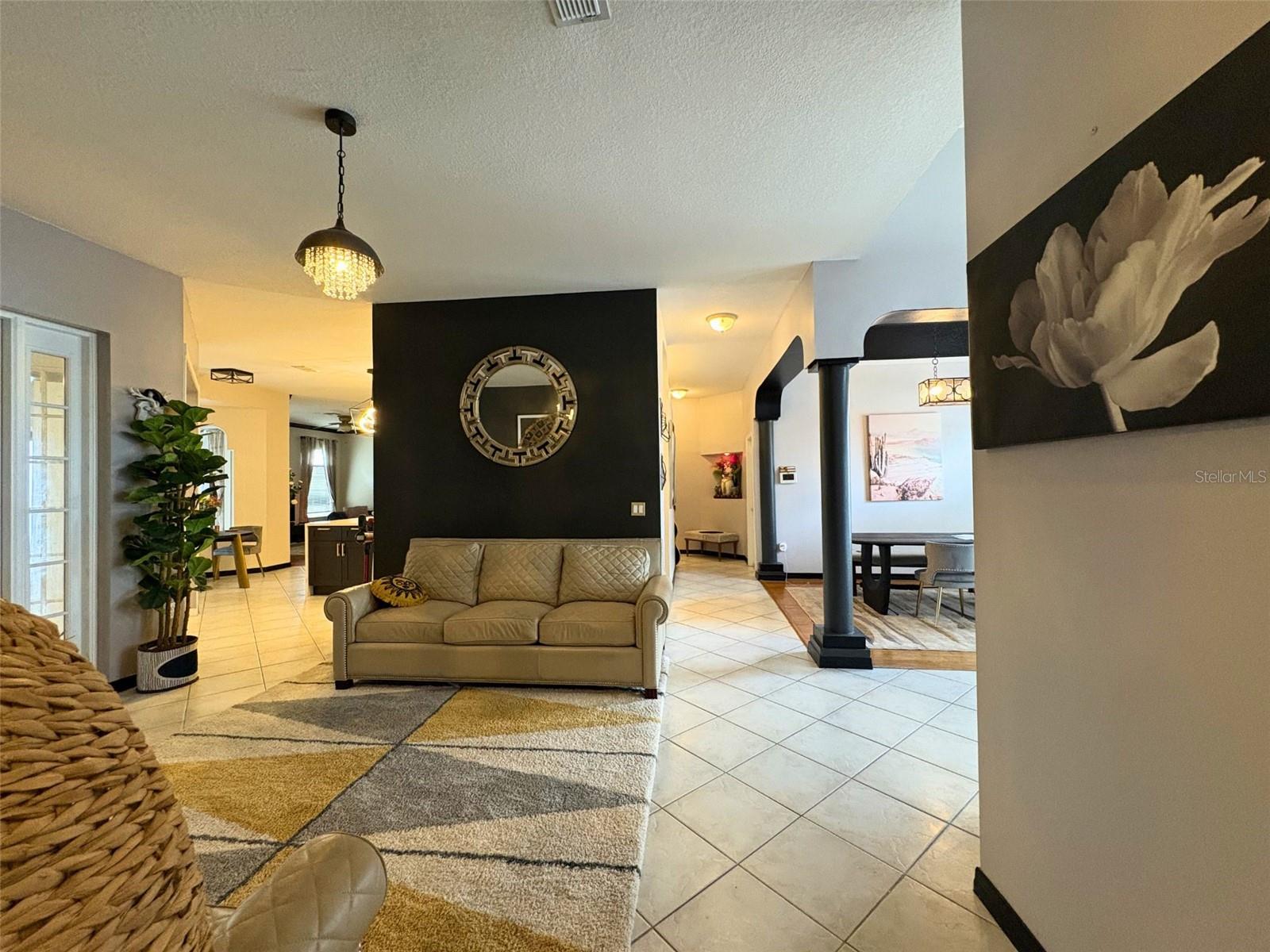 1043 W SEAGATE DR, DELTONA, FL, 32725