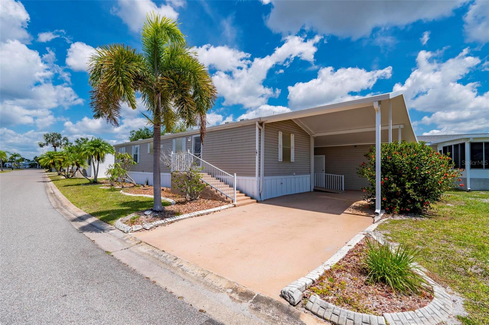 1000 KINGS HWY #101, PUNTA GORDA, FL, 33980