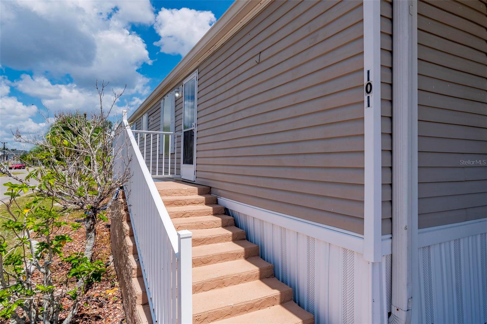 1000 KINGS HWY #101, PUNTA GORDA, FL, 33980