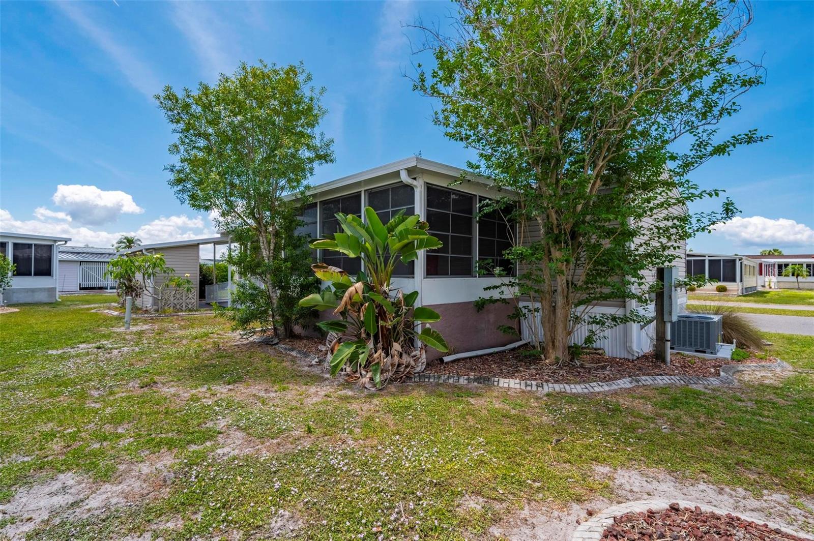 1000 KINGS HWY #101, PUNTA GORDA, FL, 33980