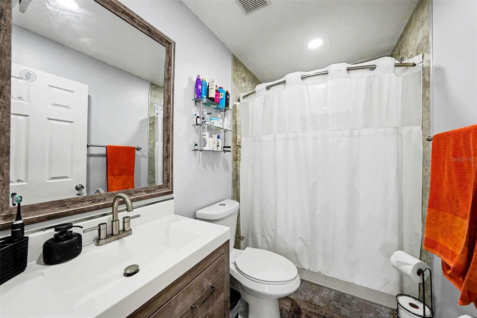 5106 CHATSWORTH AVE, TAMPA, FL, 33625