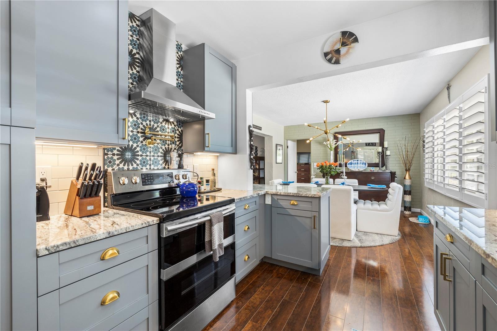 8187 23RD AVE N, ST PETERSBURG, FL, 33710