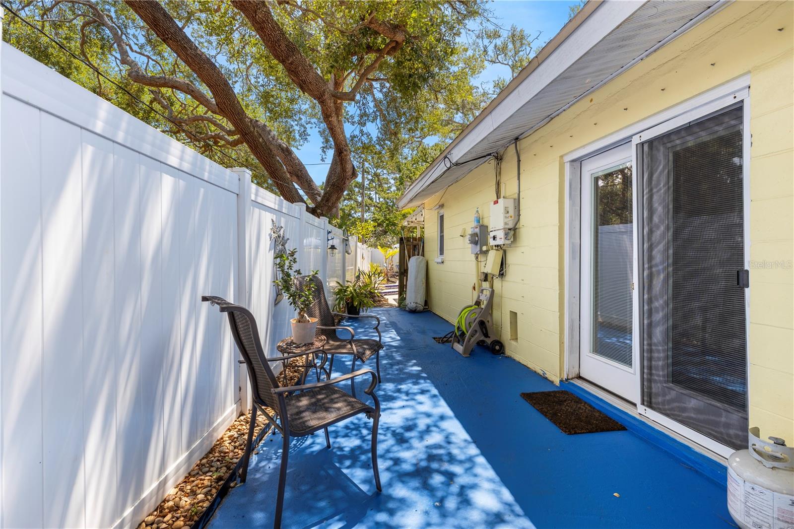 8187 23RD AVE N, ST PETERSBURG, FL, 33710