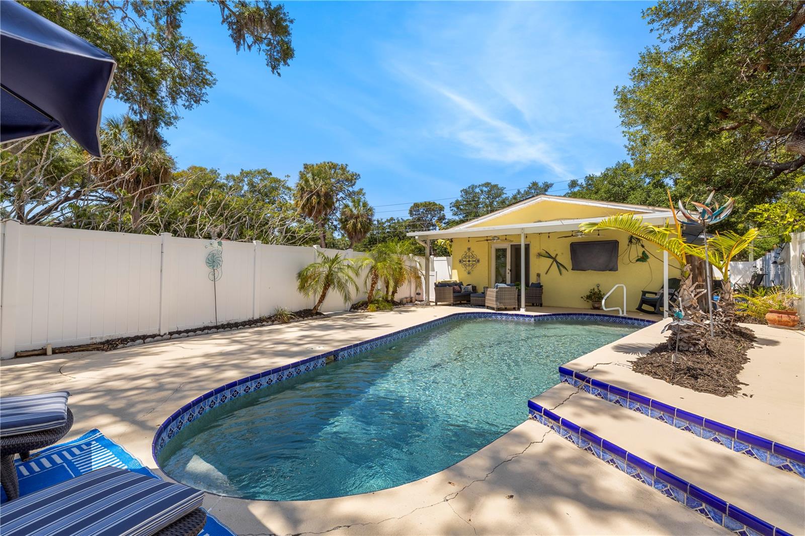 8187 23RD AVE N, ST PETERSBURG, FL, 33710