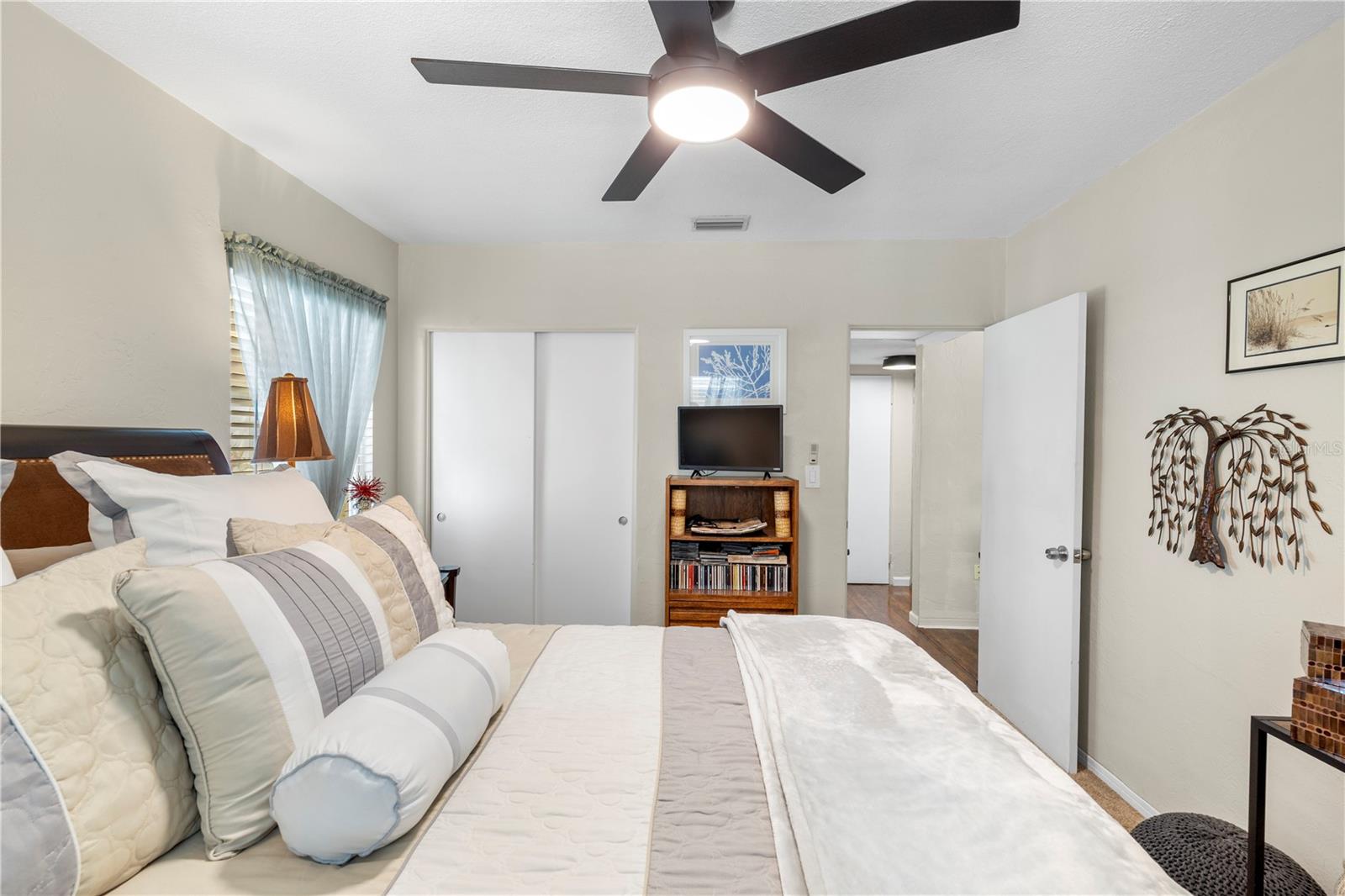 8187 23RD AVE N, ST PETERSBURG, FL, 33710