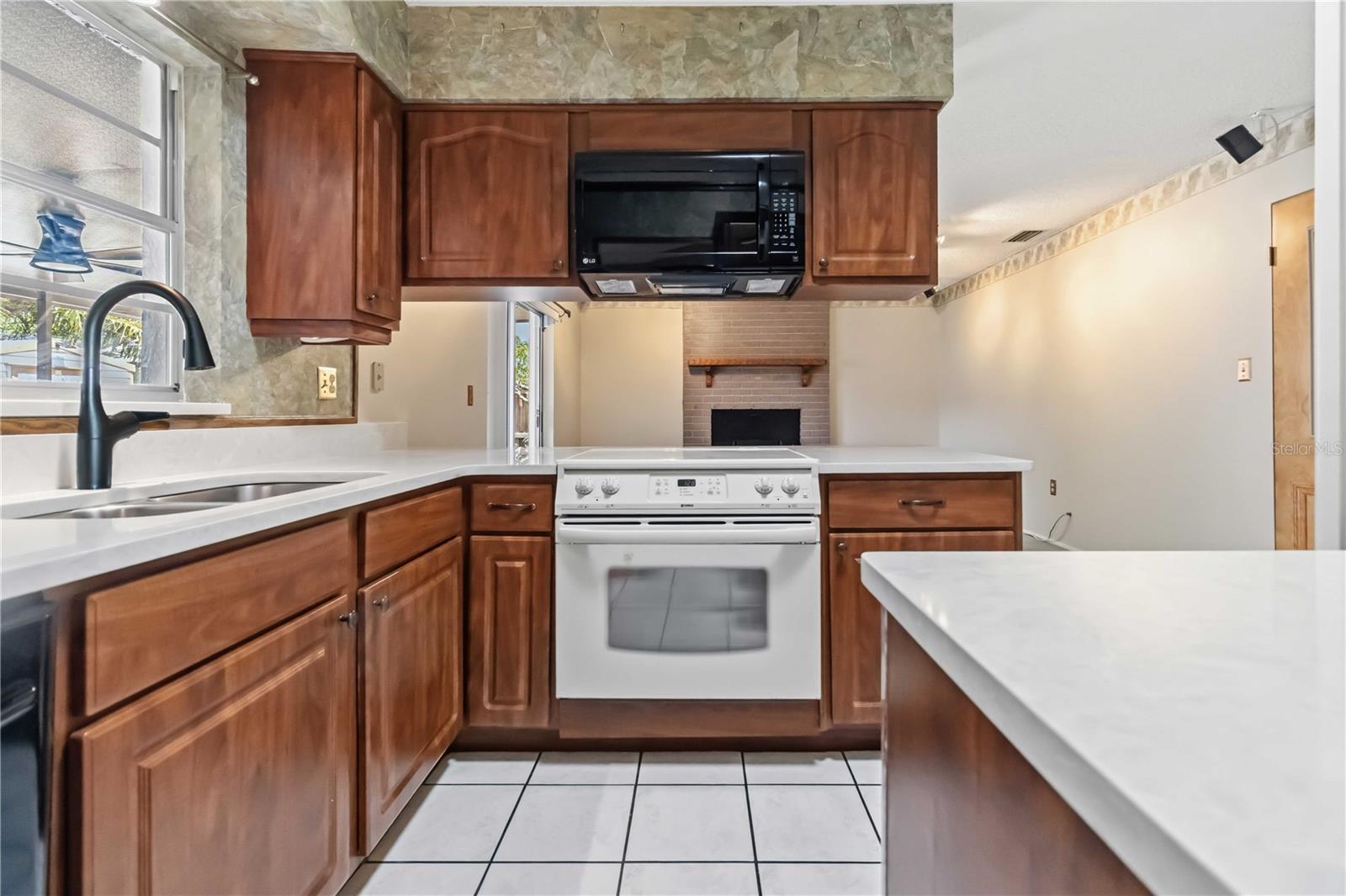 2415 RAINTREE LAKE CIR, MERRITT ISLAND, FL, 32953