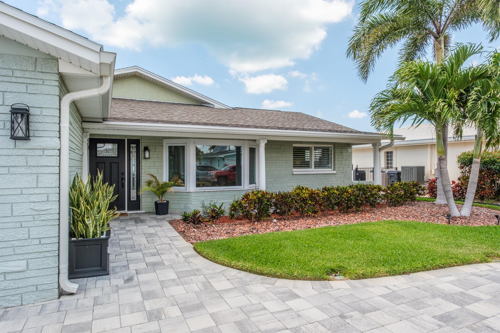 11400 8TH ST E, TREASURE ISLAND, FL, 33706