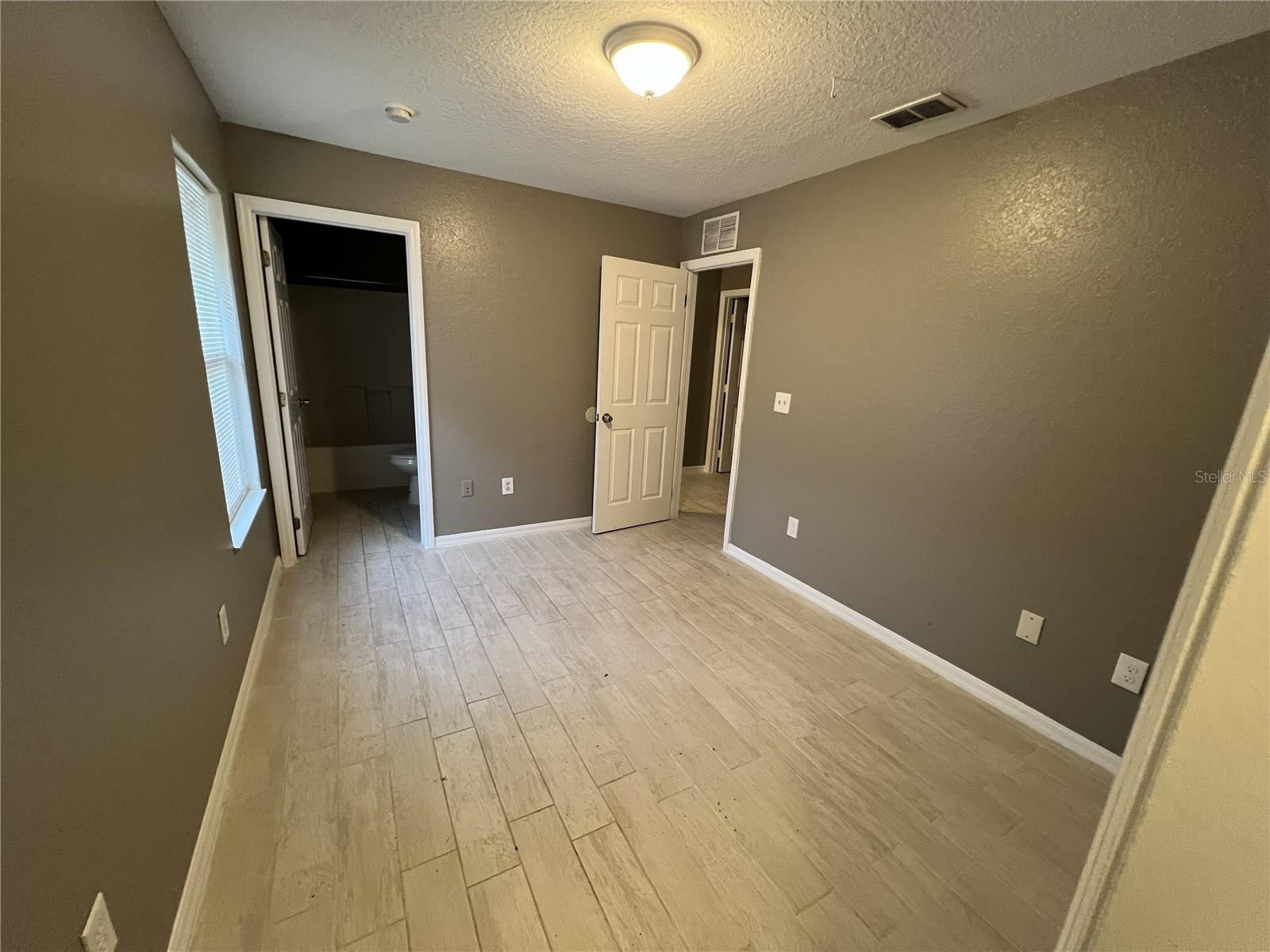 717 W SILVER SPRINGS PL, OCALA, FL, 34475