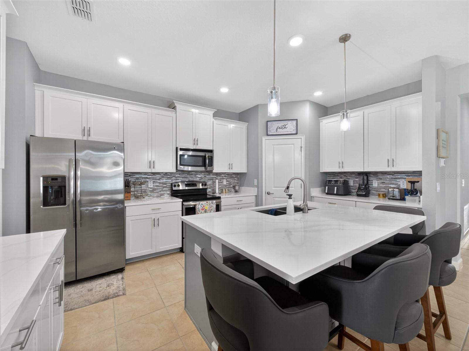 3086 WHITE HORSE CT, KISSIMMEE, FL, 34746