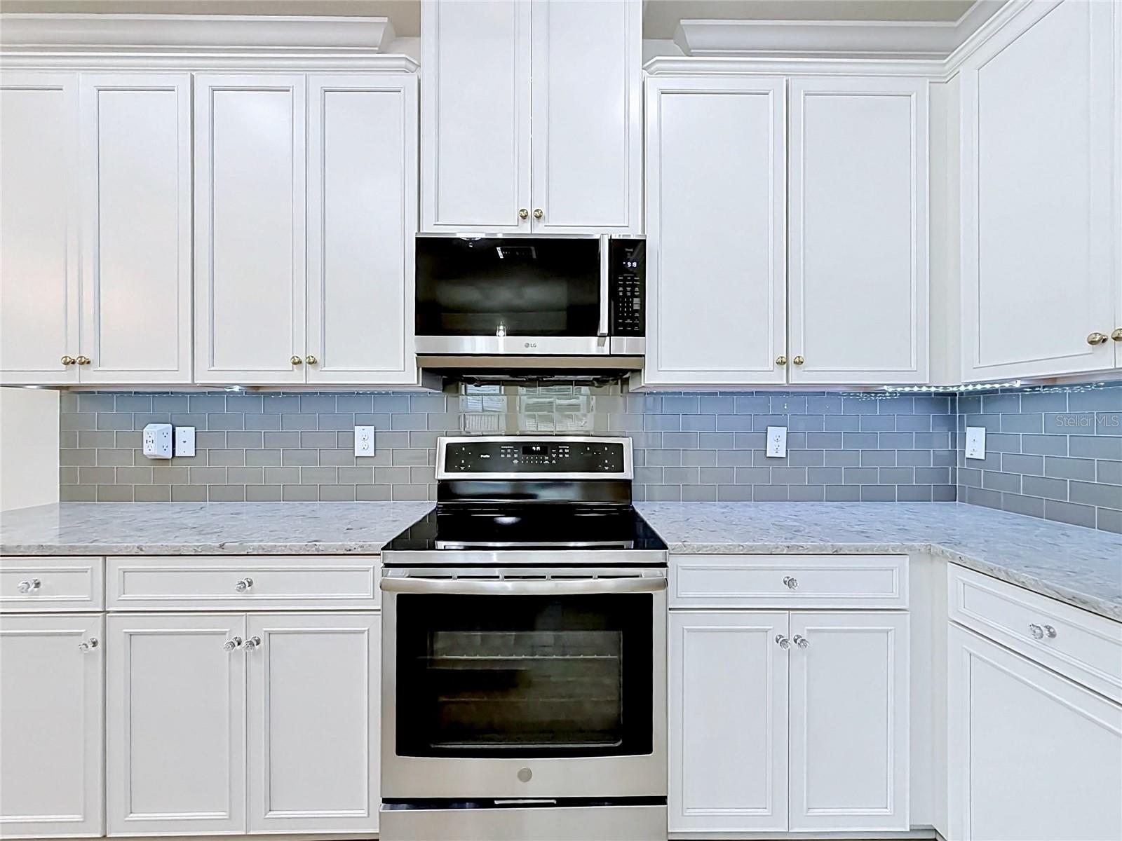 1224 SUNSET LN, DUNEDIN, FL, 34698