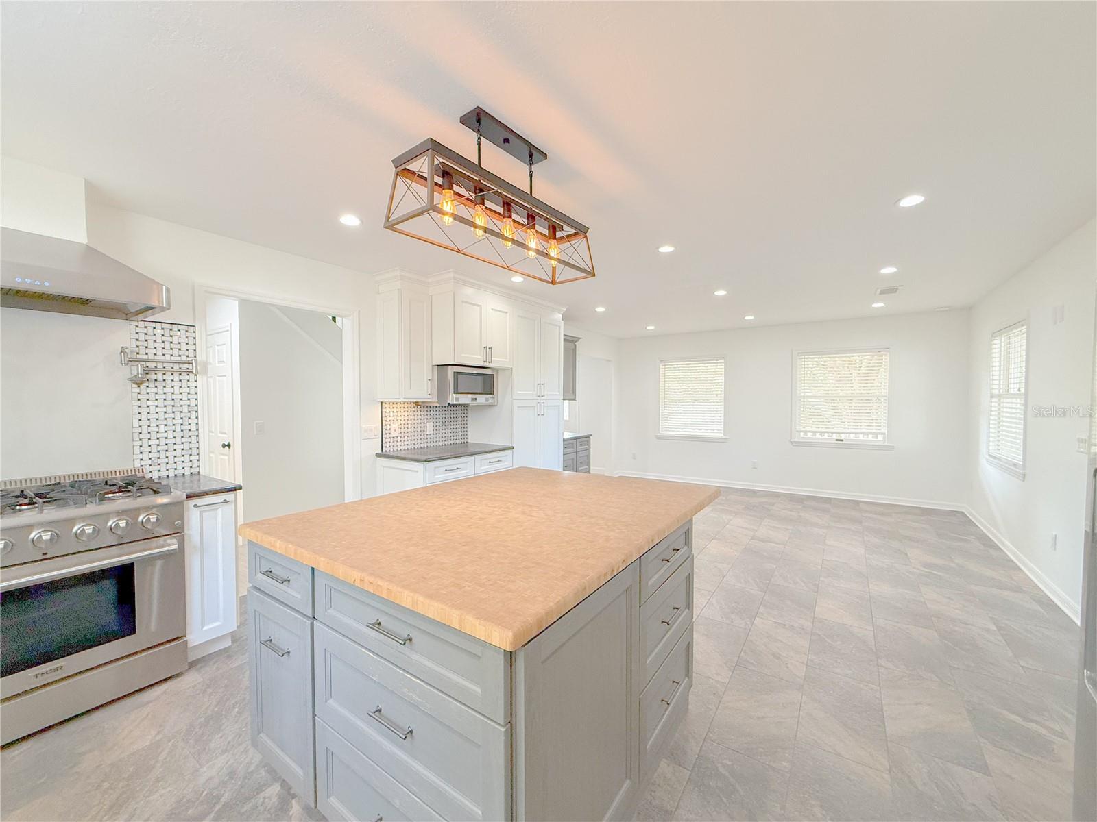 2827 SANCTUARY LN, WINTER GARDEN, FL, 34787