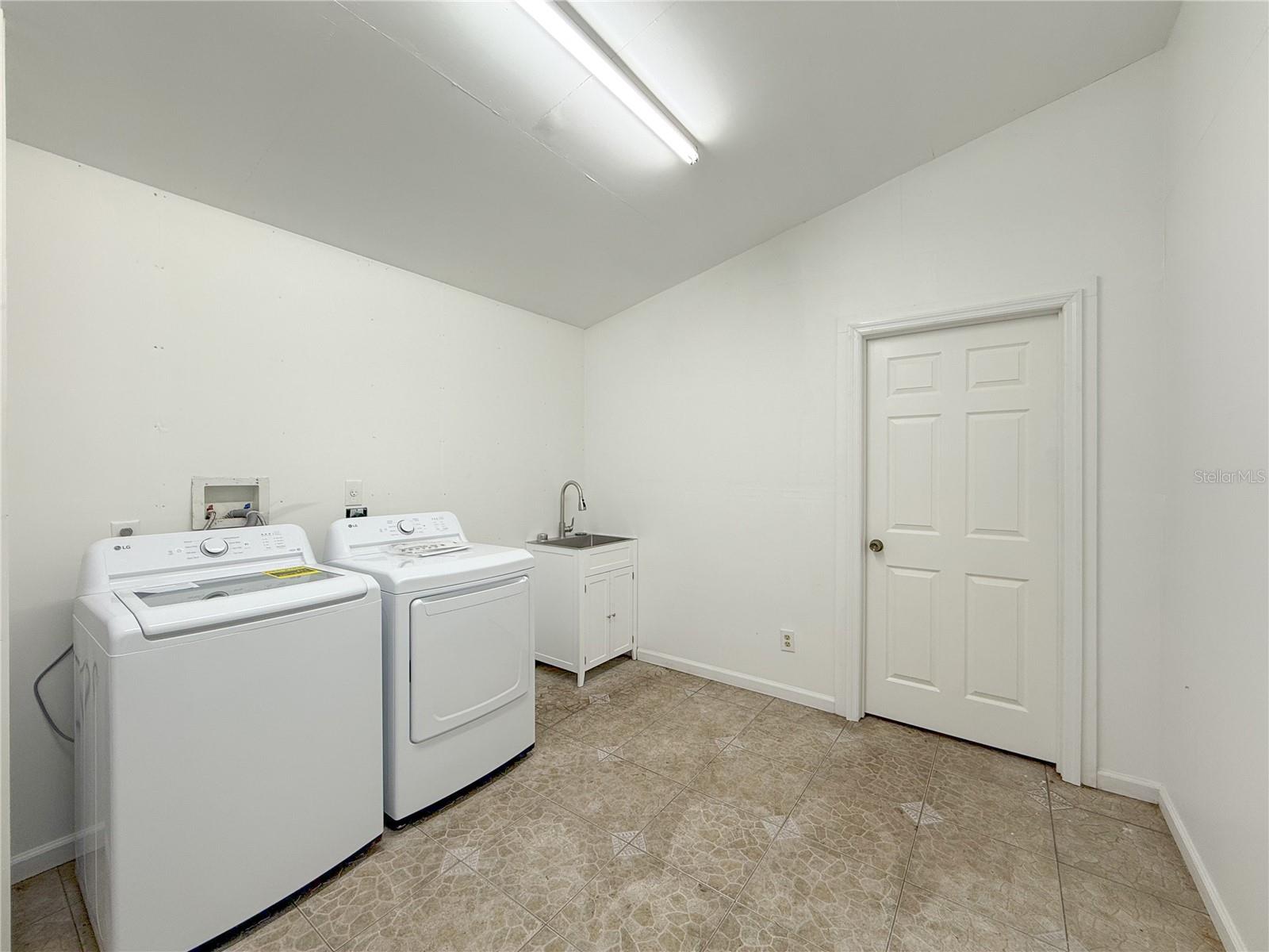 2827 SANCTUARY LN, WINTER GARDEN, FL, 34787