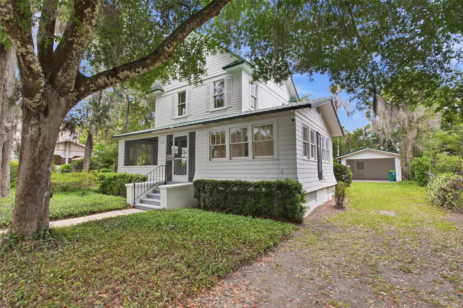 533 N SANS SOUCI AVE, DELAND, FL, 32720