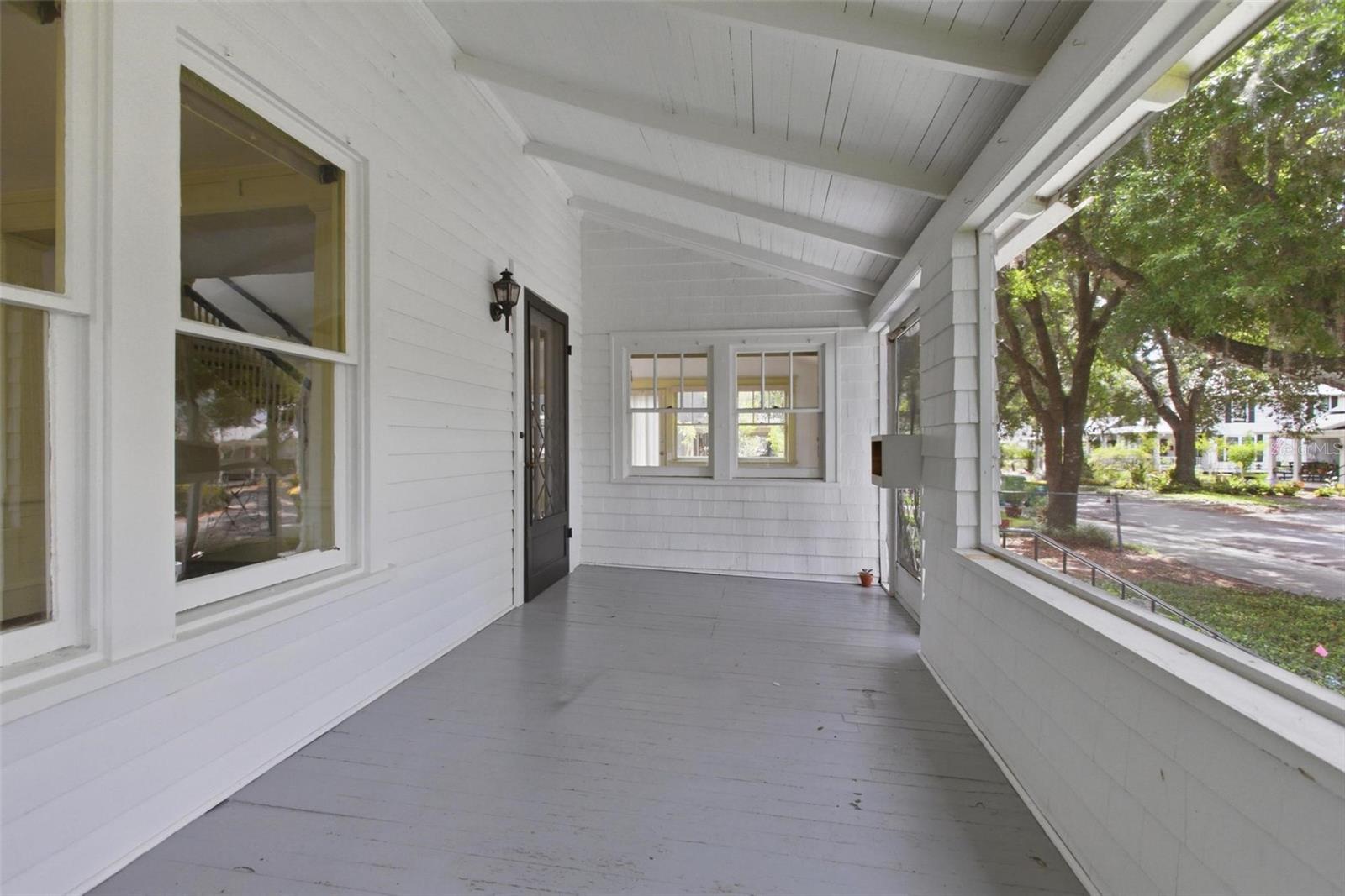533 N SANS SOUCI AVE, DELAND, FL, 32720