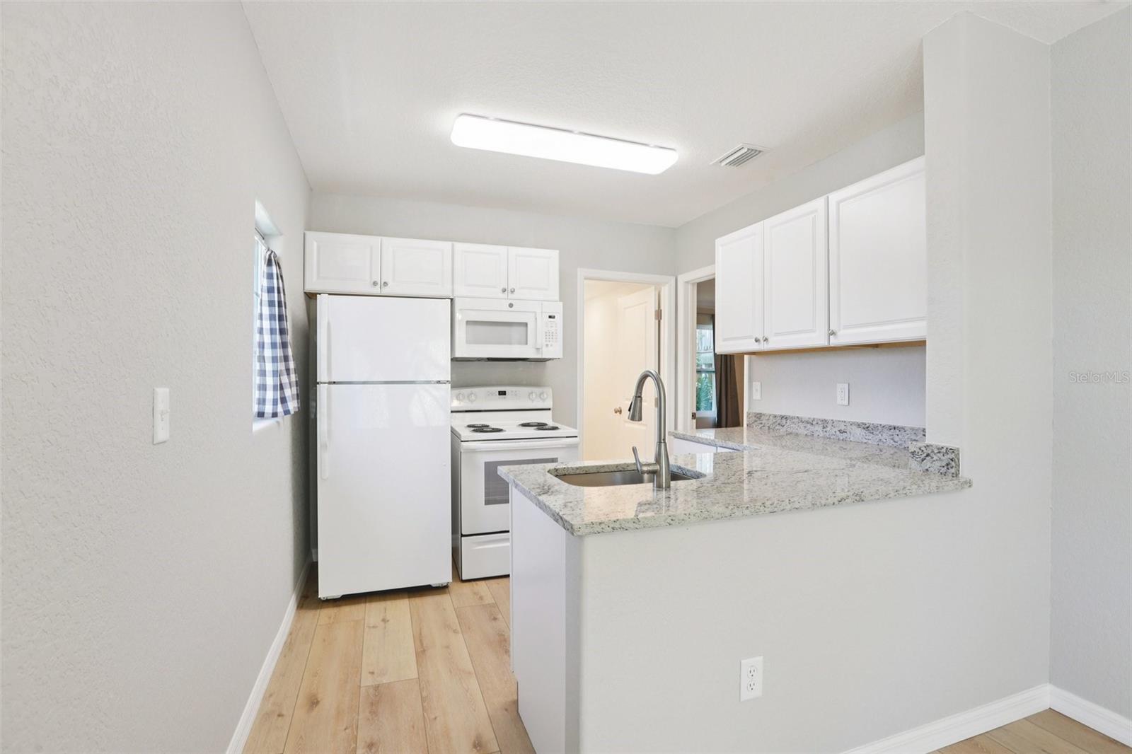 13135 4TH ST E, MADEIRA BEACH, FL, 33708