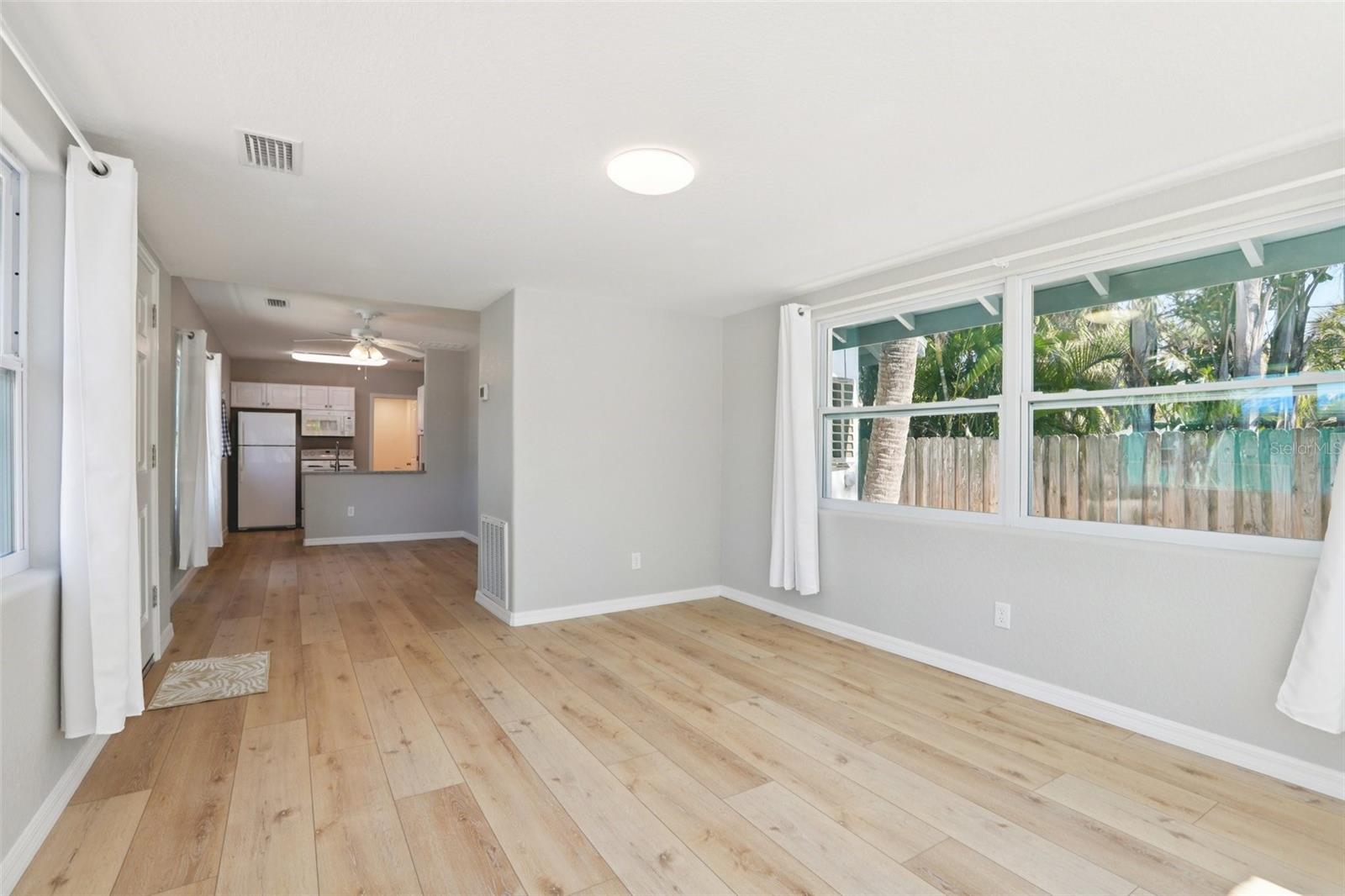 13135 4TH ST E, MADEIRA BEACH, FL, 33708