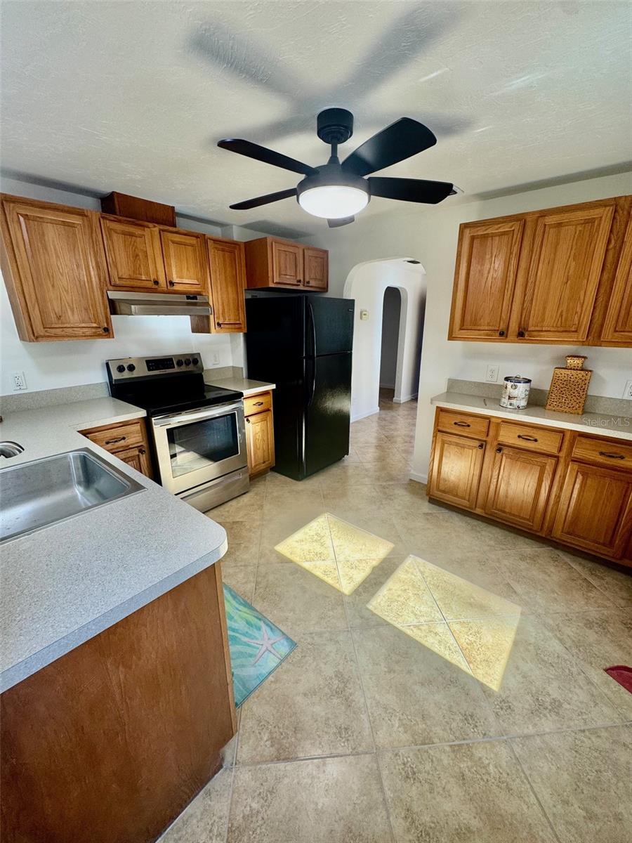 910 W FRENCH AVE, ORANGE CITY, FL, 32763