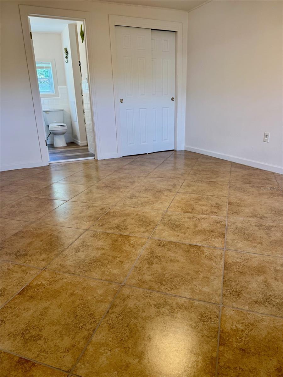 910 W FRENCH AVE, ORANGE CITY, FL, 32763