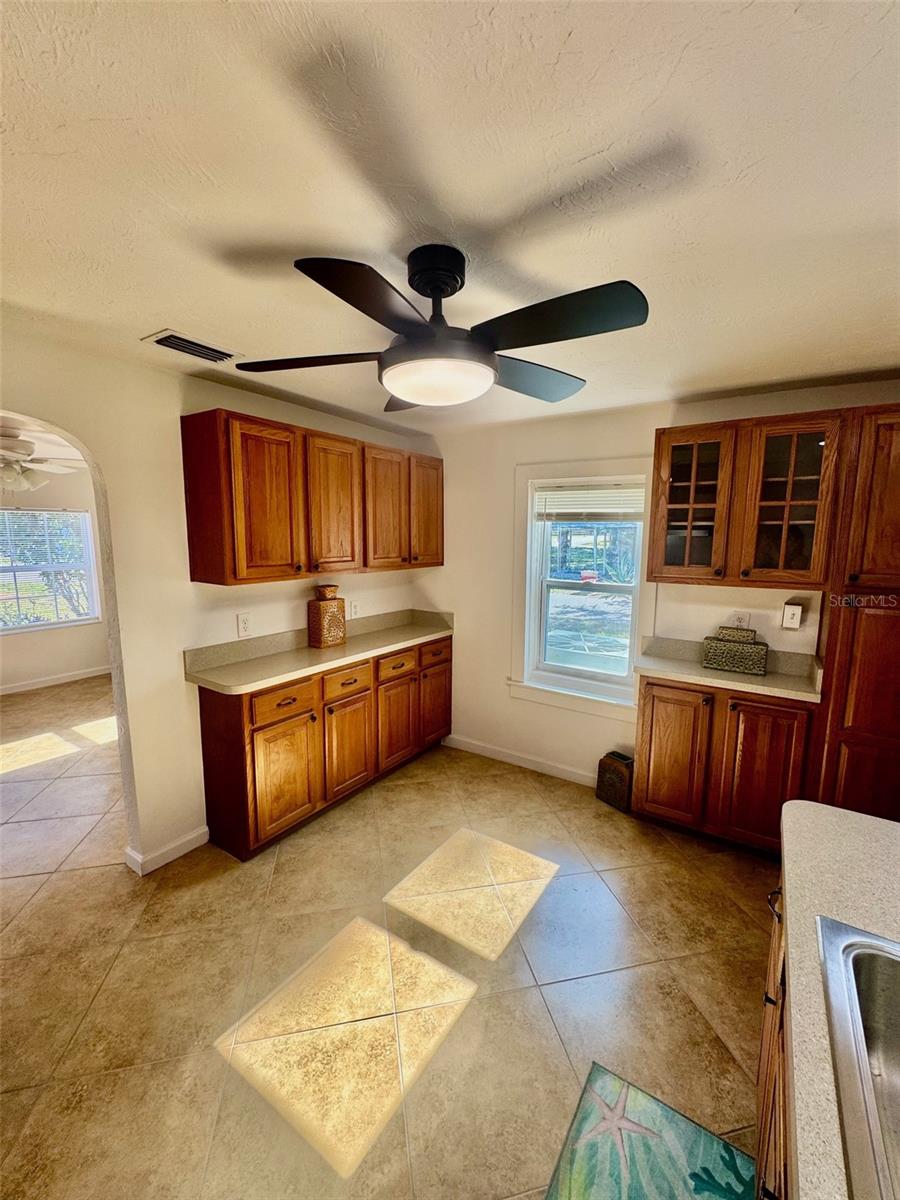910 W FRENCH AVE, ORANGE CITY, FL, 32763