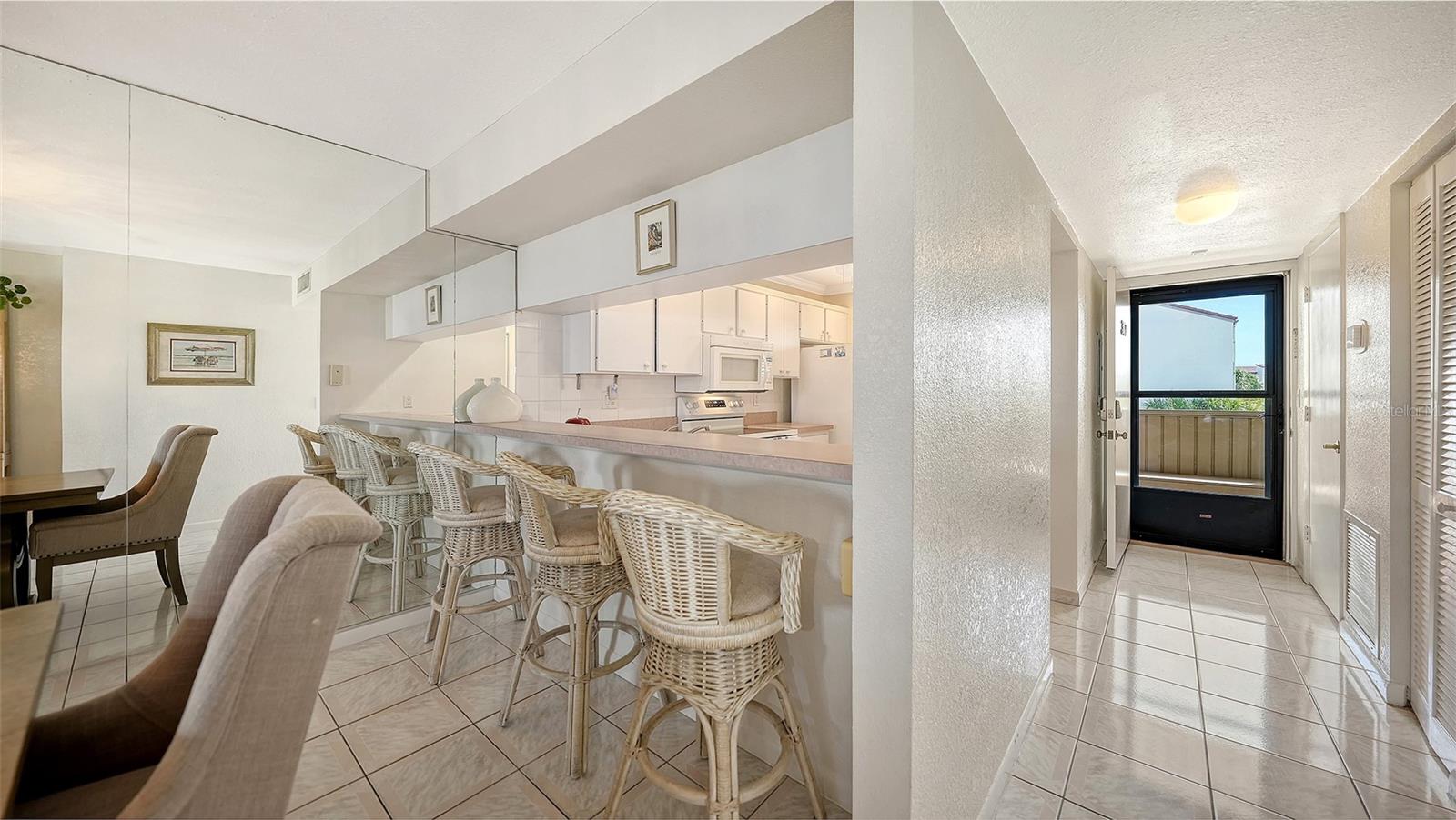 6234 MIDNIGHT PASS RD #307, SARASOTA, FL, 34242