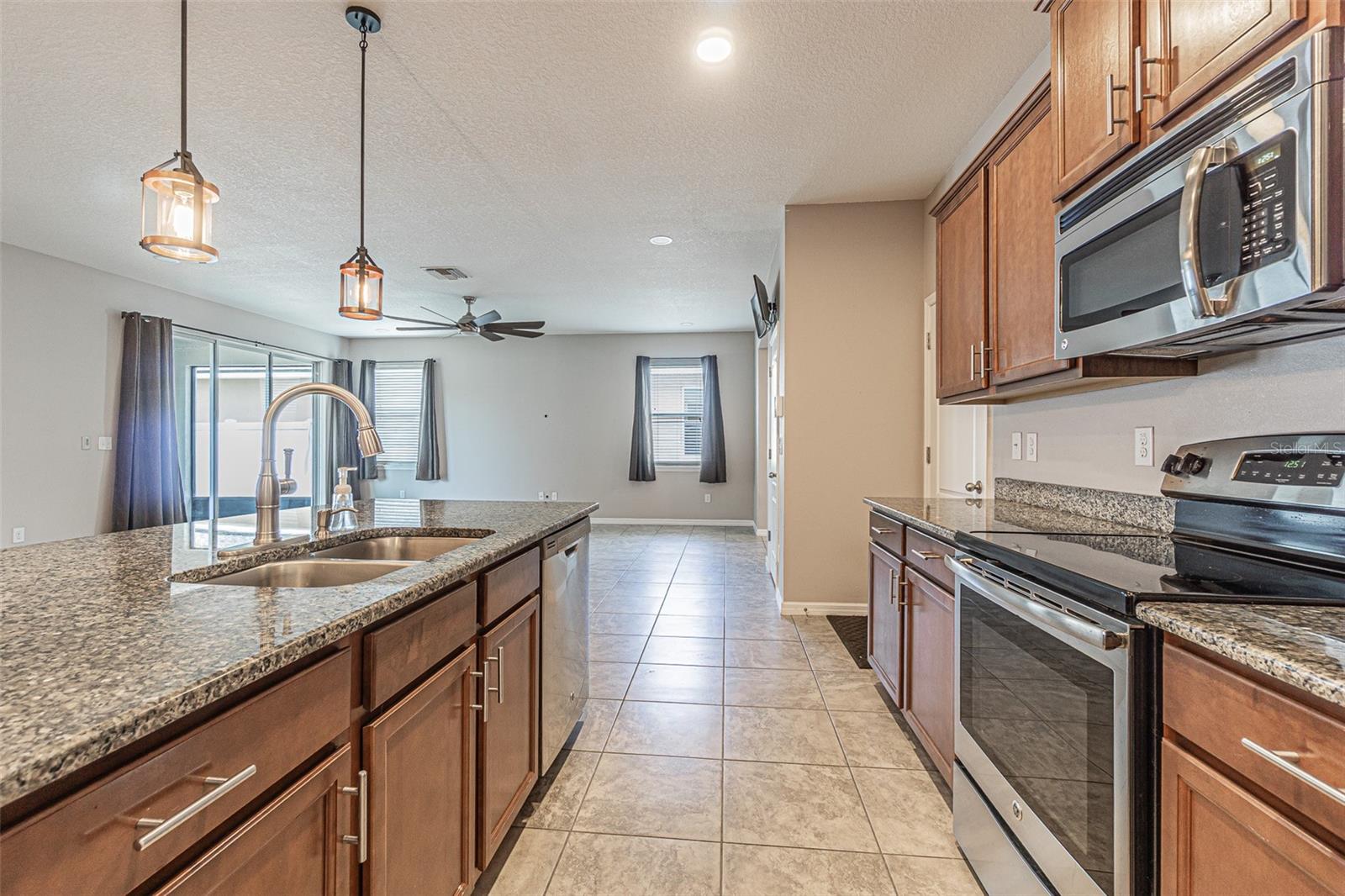 11615 WARREN OAKS PL, RIVERVIEW, FL, 33578