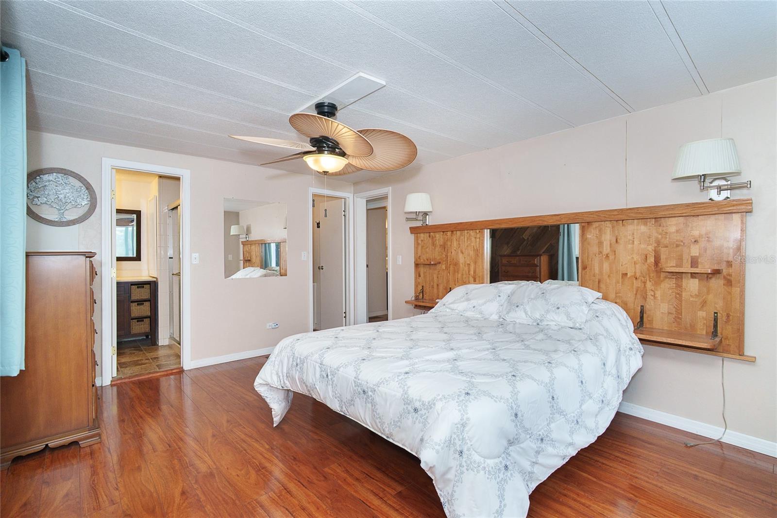 1320 SEAGULL DR, ENGLEWOOD, FL, 34224