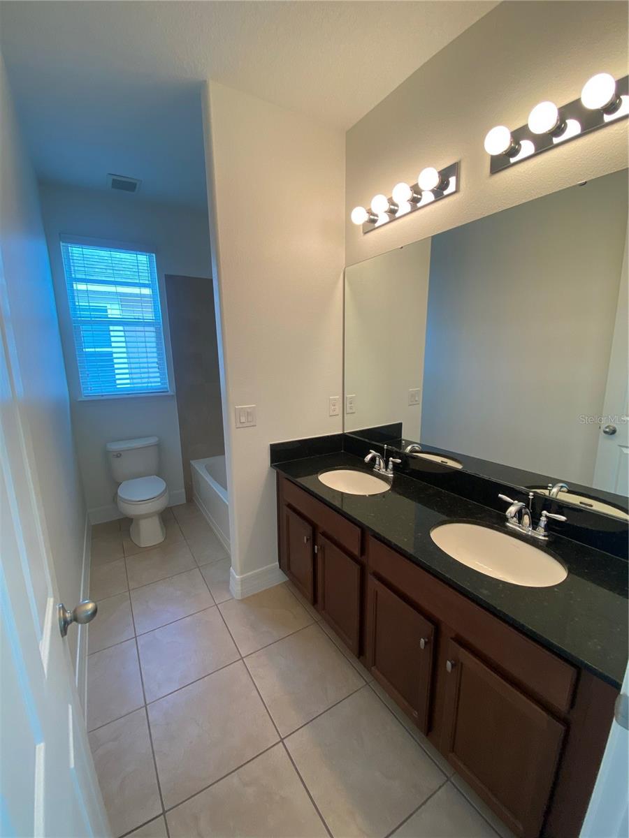 4787 CREEKSIDE PARK AVE, ORLANDO, FL, 32811