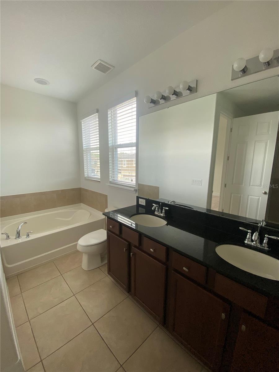 4787 CREEKSIDE PARK AVE, ORLANDO, FL, 32811