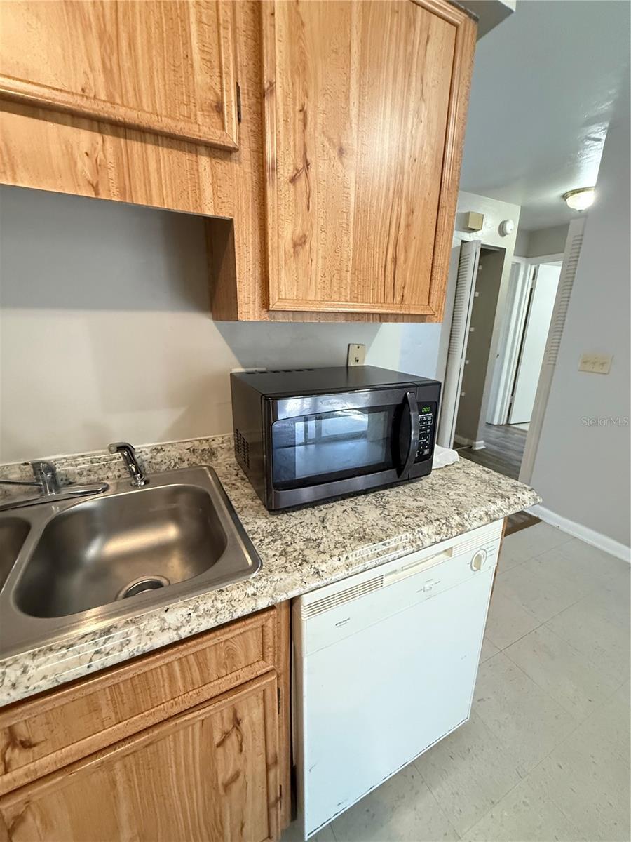 615 SW 11TH LN #D, GAINESVILLE, FL, 32601