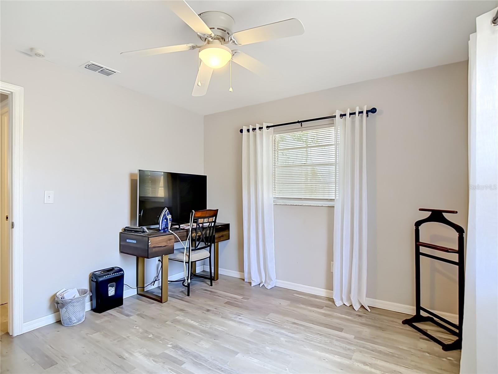985 N 11TH ST, EAGLE LAKE, FL, 33839