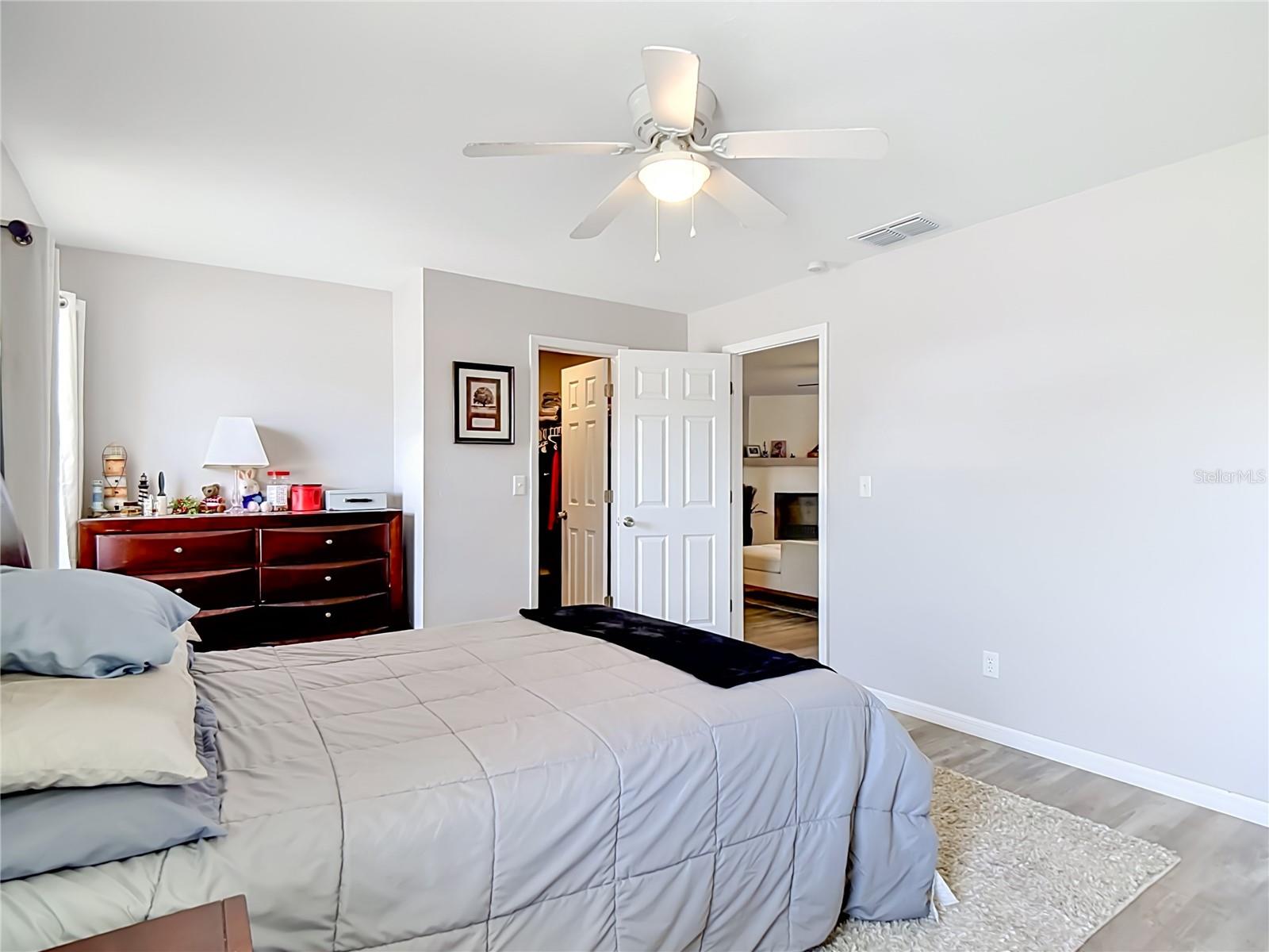 985 N 11TH ST, EAGLE LAKE, FL, 33839
