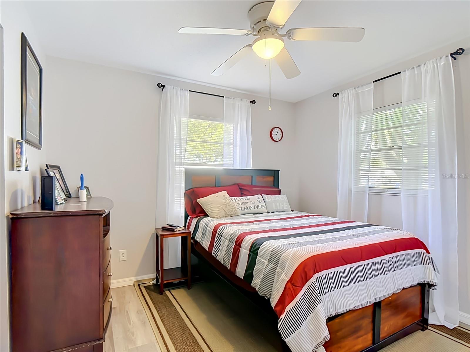 985 N 11TH ST, EAGLE LAKE, FL, 33839