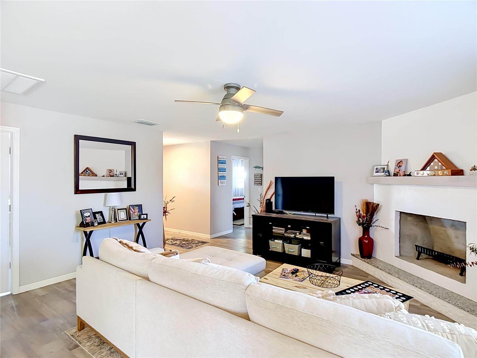 985 N 11TH ST, EAGLE LAKE, FL, 33839