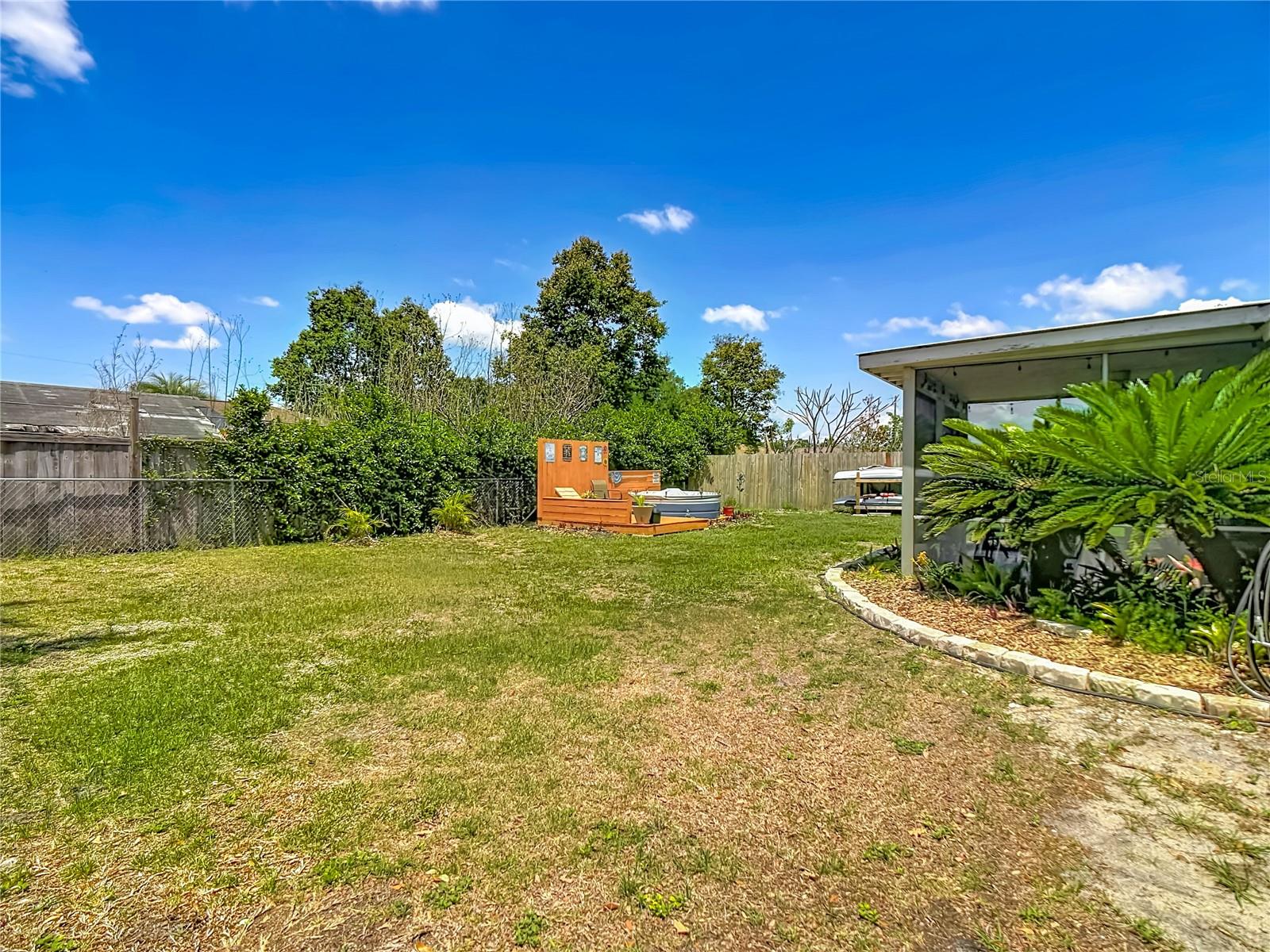 985 N 11TH ST, EAGLE LAKE, FL, 33839