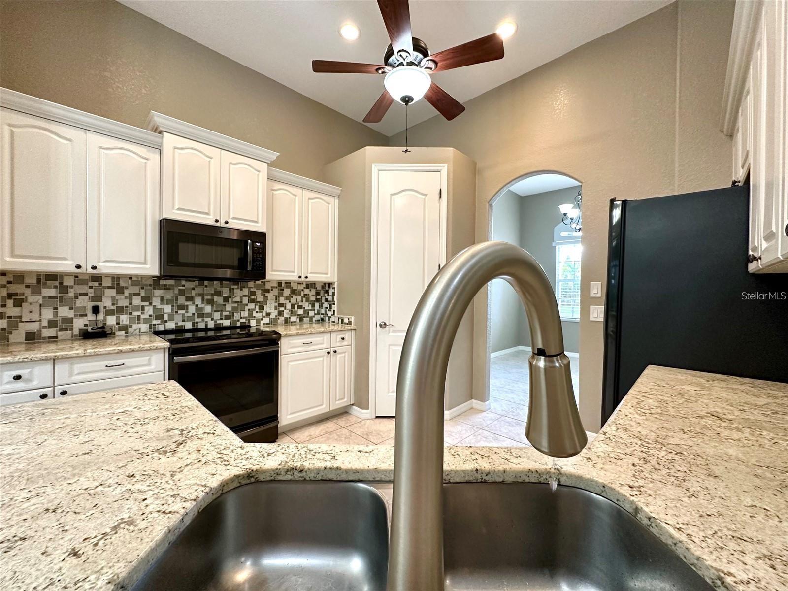 26577 BARRANQUILLA AVE, PUNTA GORDA, FL, 33983
