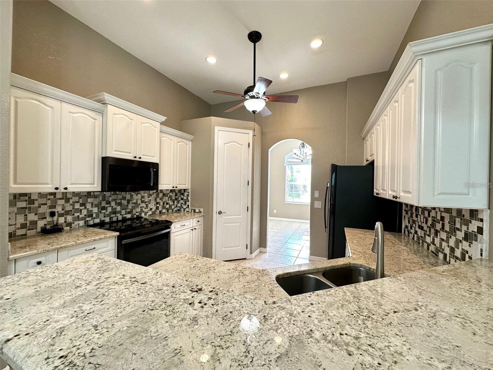 26577 BARRANQUILLA AVE, PUNTA GORDA, FL, 33983