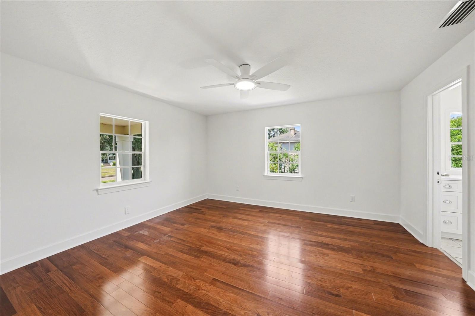 37403 CHURCH AVE, DADE CITY, FL, 33525
