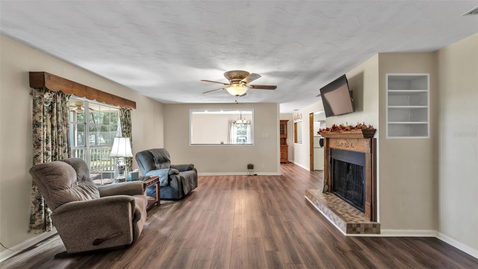 501 SWILLEY RD, PLANT CITY, FL, 33567