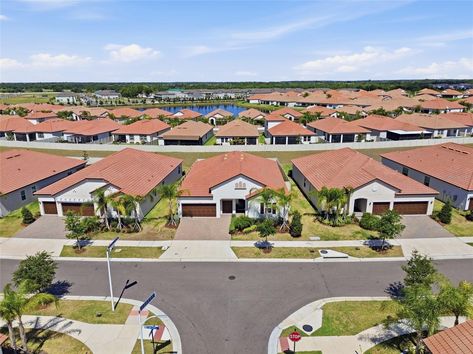 17301 SCUBA CREST ST, WIMAUMA, FL, 33598