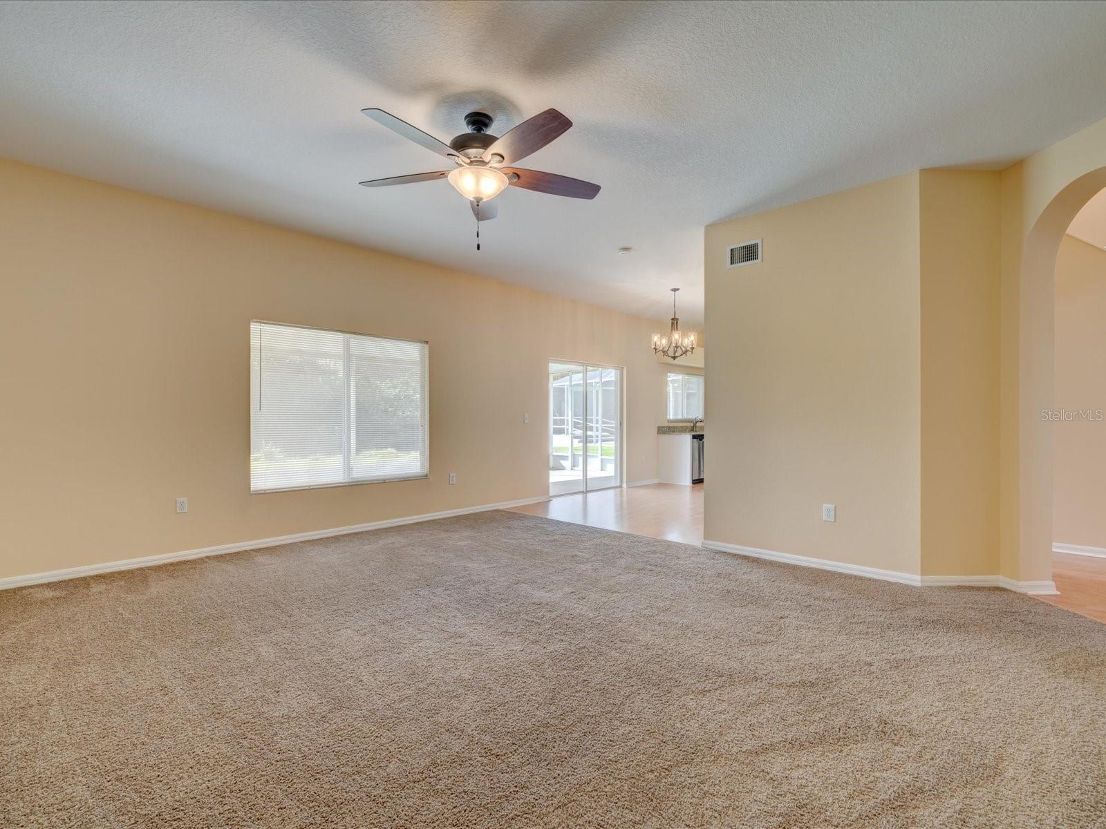 4230 HARBOR LAKE DR, LUTZ, FL, 33558