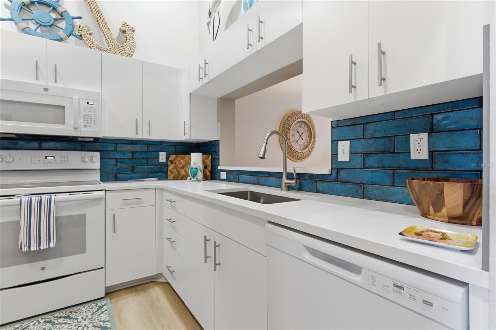 9320 CLUBSIDE CIRCLE S ##2310, SARASOTA, FL, 34238